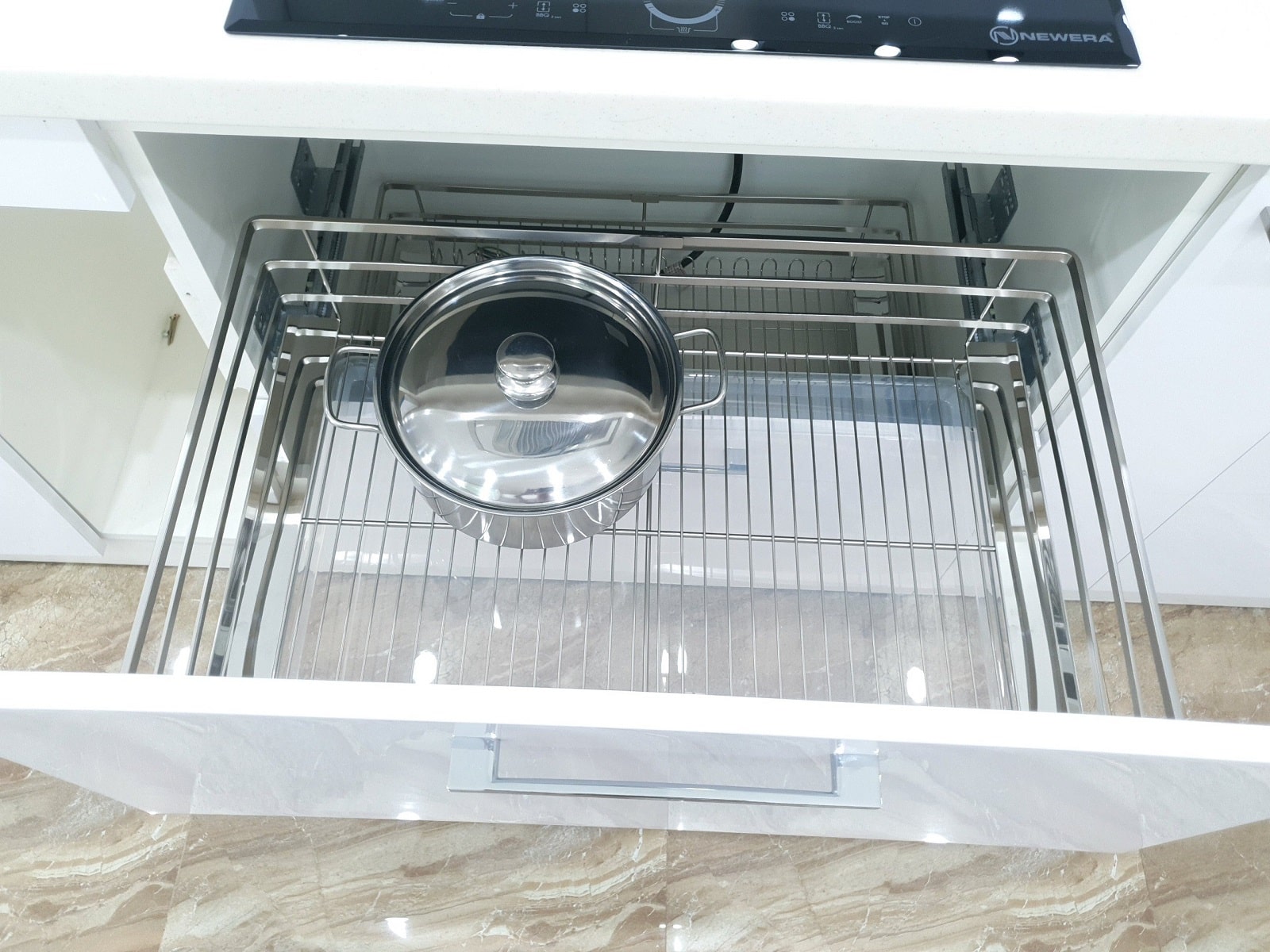ngan-keo-xoong-noi-nan-det-inox-304-700-3-min Ngăn Kéo Xoong Nồi Nan Dẹt Bằng Inox 304 NE199.700